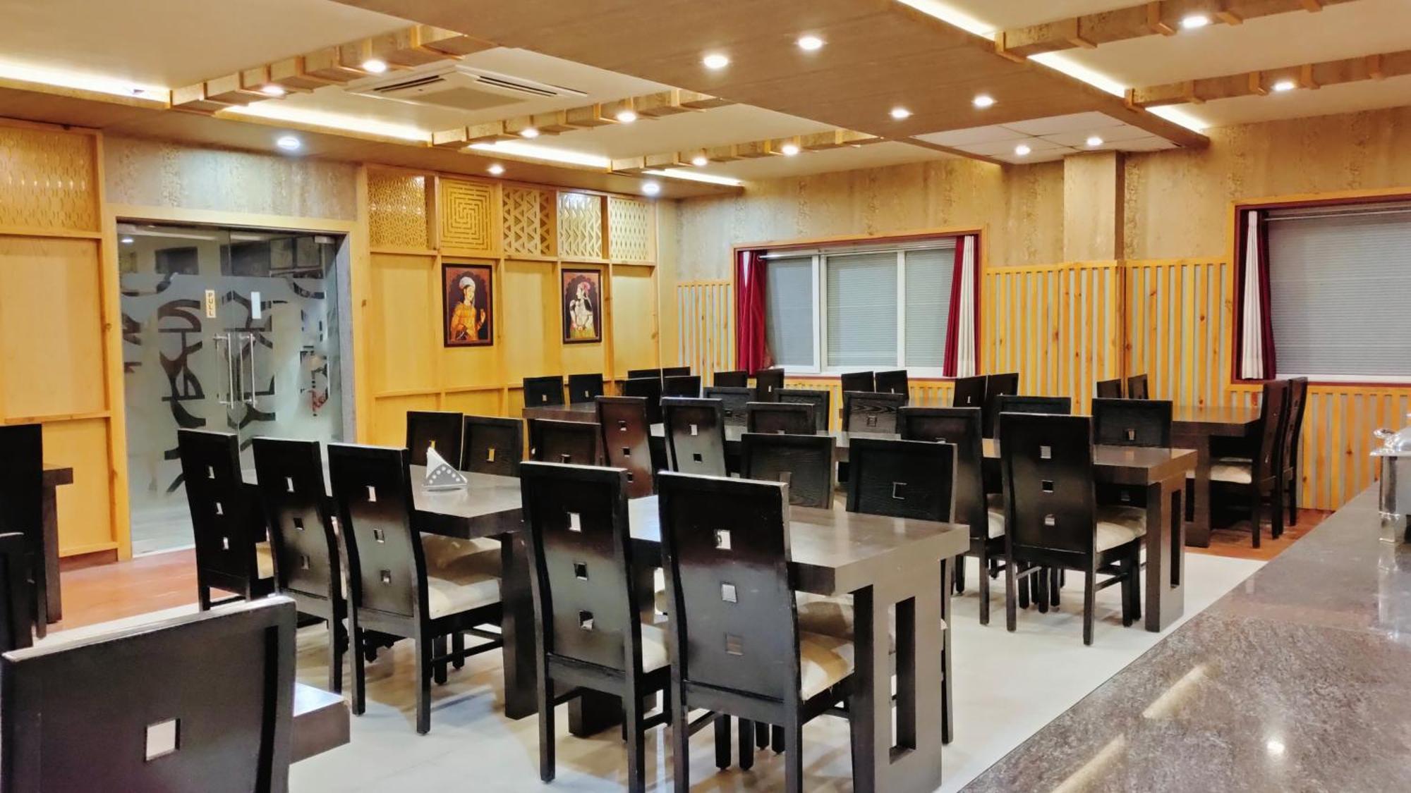 Hotel Karan Vilas Agra  Exterior photo